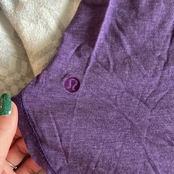 Lululemon long sleeve shirt - Picture 3 of 4